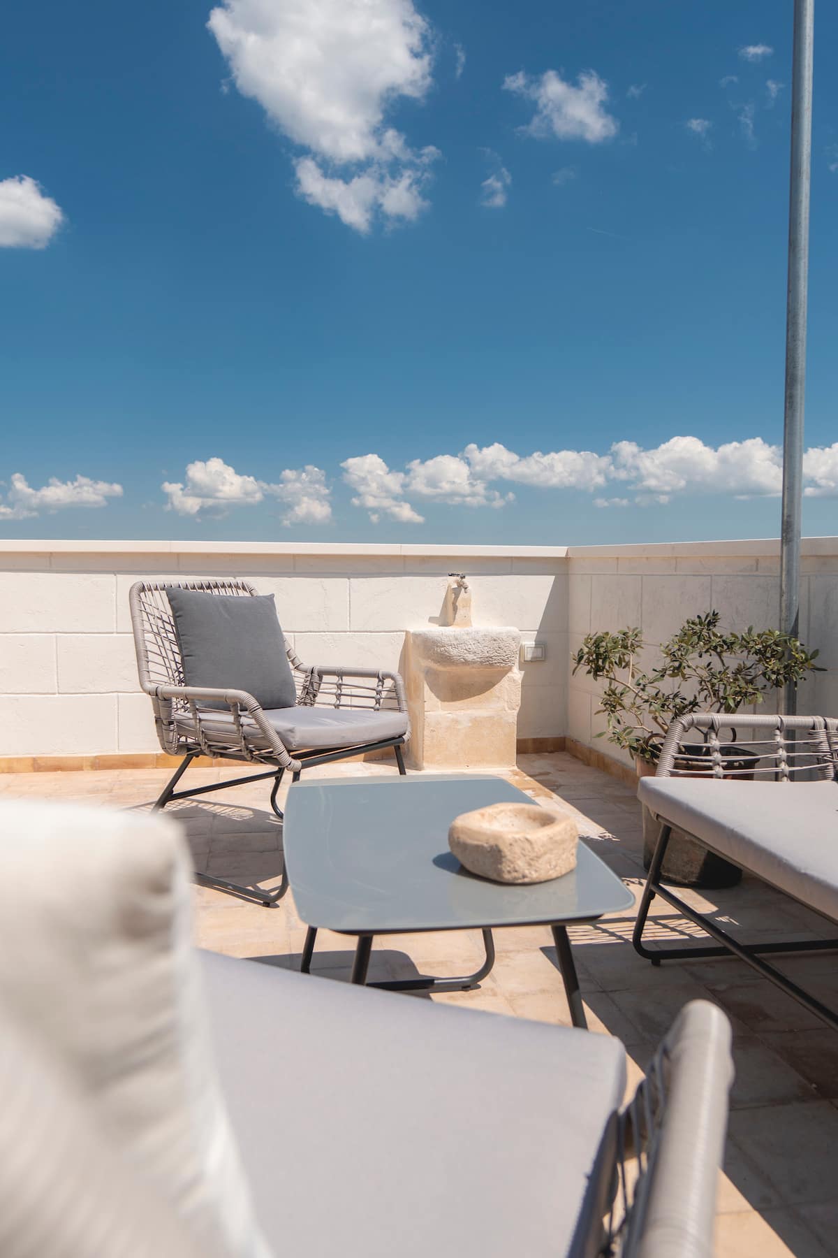 Terrazzo privato della Icaro Suite con vista sui Sassi e sulla Gravina — foto 4